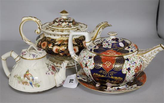 Two Imari pattern teapots & covers, Royal Worcester teapot & cover